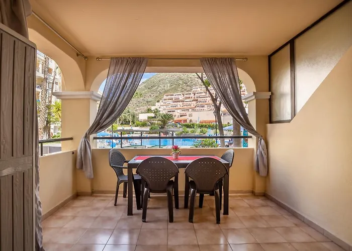 아파트 Castle Harbour Cozy Heated Pool Cristianos Lovetenerife *