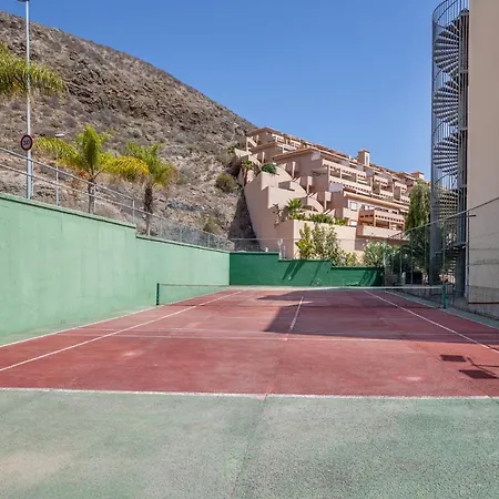 Castle Harbour Cozy Heated Pool Cristianos Lovetenerife Arona (Tenerife)